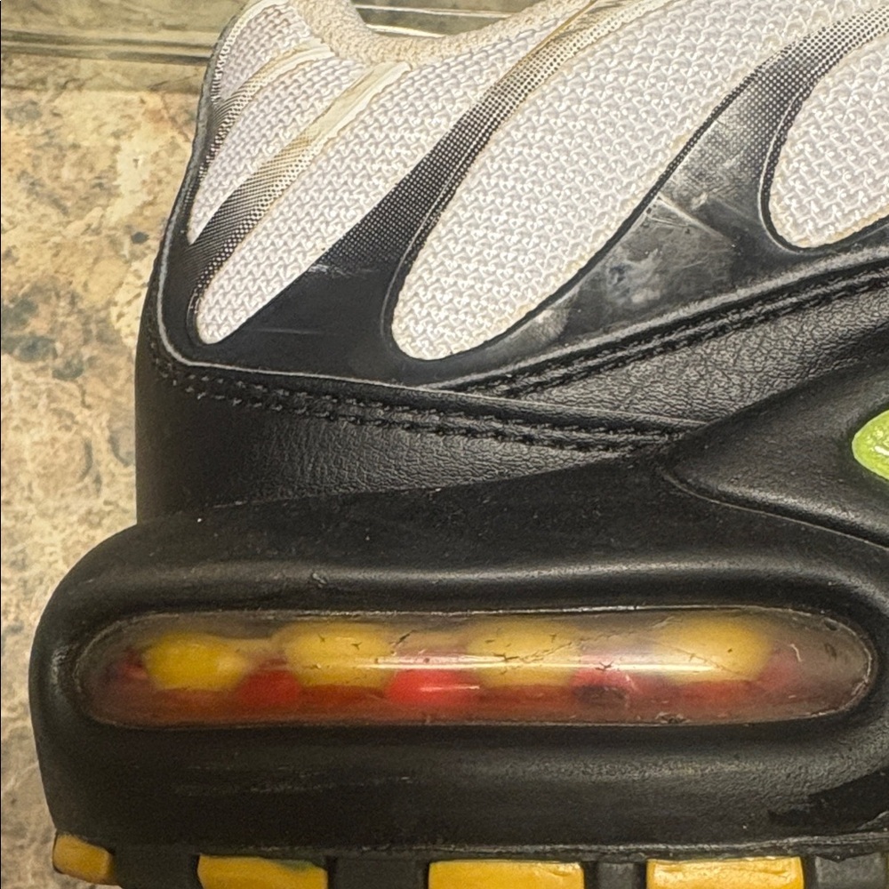 Nike Men’s White/Black Volt Air Max Plus Athletic Shoes - Picture 14 of 15